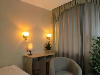 dolly_buffkin from Flirt4Free