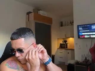 Photos of duncan_collins from Flirt4Free is Freechat