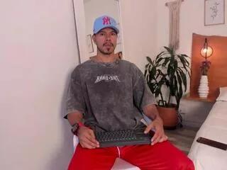 duncan_miller from Flirt4Free is Freechat