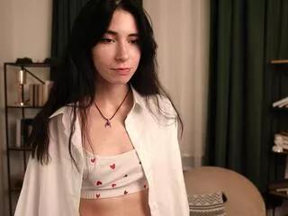 edina_gaff from Flirt4Free is Freechat