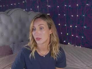 eliza_mayers from Flirt4Free is Freechat