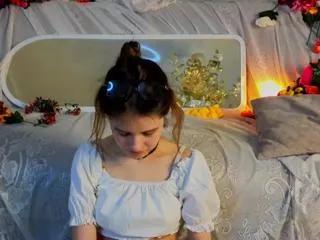ellette_cure from Flirt4Free