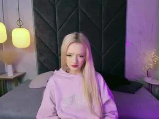emily_veski from Flirt4Free is Freechat