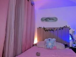 emma_robertt from Flirt4Free is Freechat