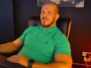erick_angelo from Flirt4Free is Freechat