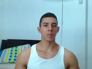ethan_wrightt from Flirt4Free is Freechat