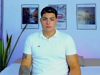 evan_tyler from Flirt4Free is Freechat