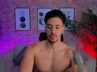 evans_opry from Flirt4Free is Freechat