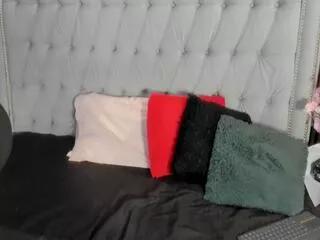 evelyn_piierce from Flirt4Free is Freechat