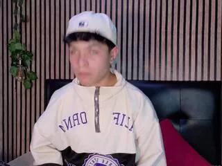 felipe_villareal from Flirt4Free is Freechat
