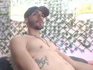 george_kingx from Flirt4Free is Freechat