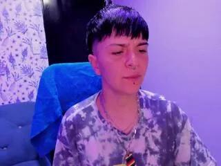 hanna_plu from Flirt4Free is Freechat