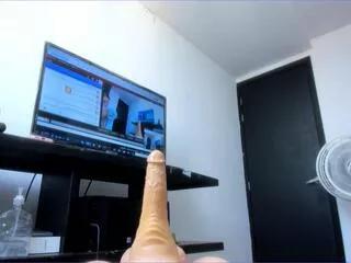 hellen_stanley from Flirt4Free is Freechat