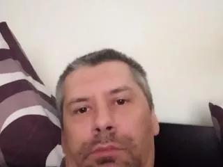 iannis_b from Flirt4Free