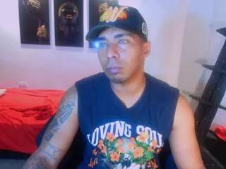 jackson_adrian from Flirt4Free is Freechat
