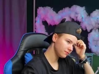 jean_wilsons from Flirt4Free is Freechat