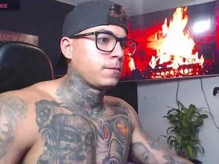 jeremmy_bloom from Flirt4Free