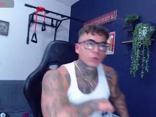 jeremmy_bloom from Flirt4Free is Freechat