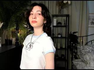 joan_hickmott from Flirt4Free is Freechat