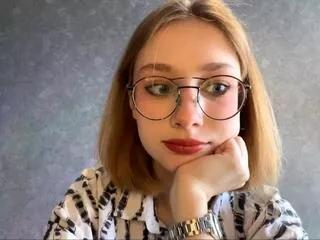 karren_tonti from Flirt4Free
