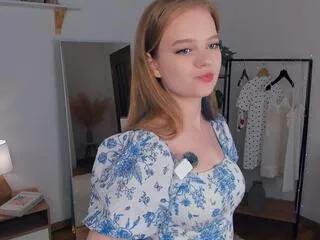 kellye_beker from Flirt4Free