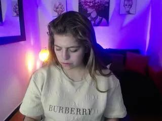 kitten_dolli from Flirt4Free