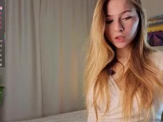 latoya_calligaro from Flirt4Free is Freechat