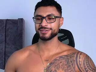 liiam_garcia from Flirt4Free