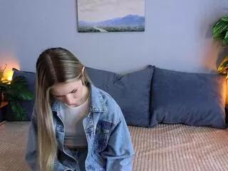 linette_blacknallv from Flirt4Free is Freechat