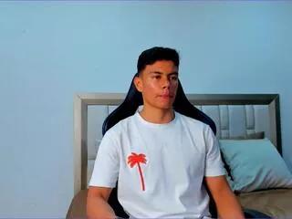 logan_jackson from Flirt4Free is Freechat