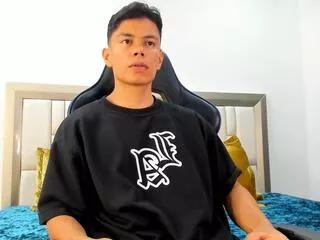 logan_jackson from Flirt4Free is Freechat