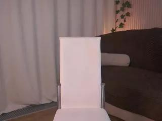 lynna_frere from Flirt4Free