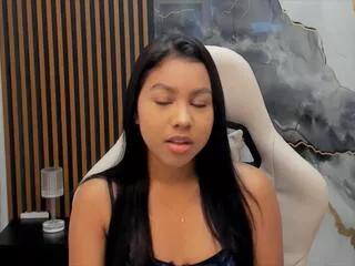 maddie_rae from Flirt4Free