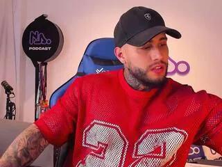 Magic_mak webcams show profile image 