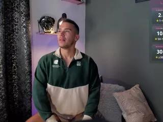 mark_sant from Flirt4Free is Freechat