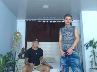 mathew_tommy from Flirt4Free is Freechat