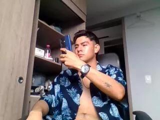 matias_monroe from Flirt4Free is Freechat