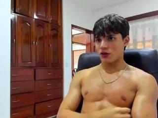 matteo_costa from Flirt4Free is Freechat