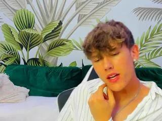 matthew_bieber from Flirt4Free