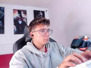 matthew_fiire from Flirt4Free