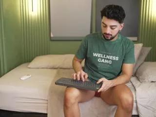 matthew_luca from Flirt4Free