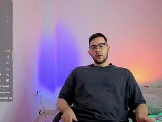 Matti_de_luca webcams show profile image 