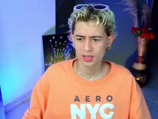 mattias_dantee from Flirt4Free is Freechat