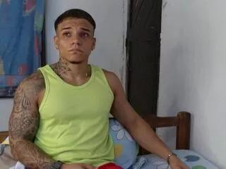 maverick_willians from Flirt4Free is Freechat