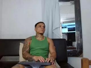 maverick_willians from Flirt4Free is Freechat