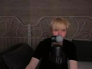 mikki_johnson from Flirt4Free is Freechat