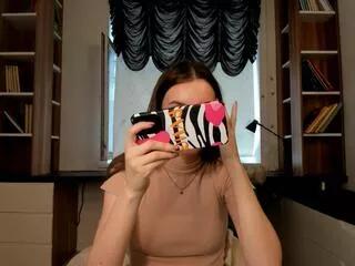 mona_grindell from Flirt4Free is Freechat