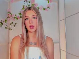 myrle_bjelland from Flirt4Free is Freechat