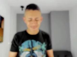 niick_adams from Flirt4Free is Freechat