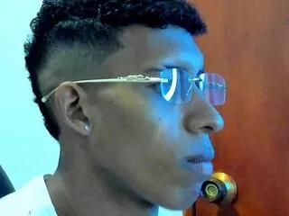 niico_santana from Flirt4Free